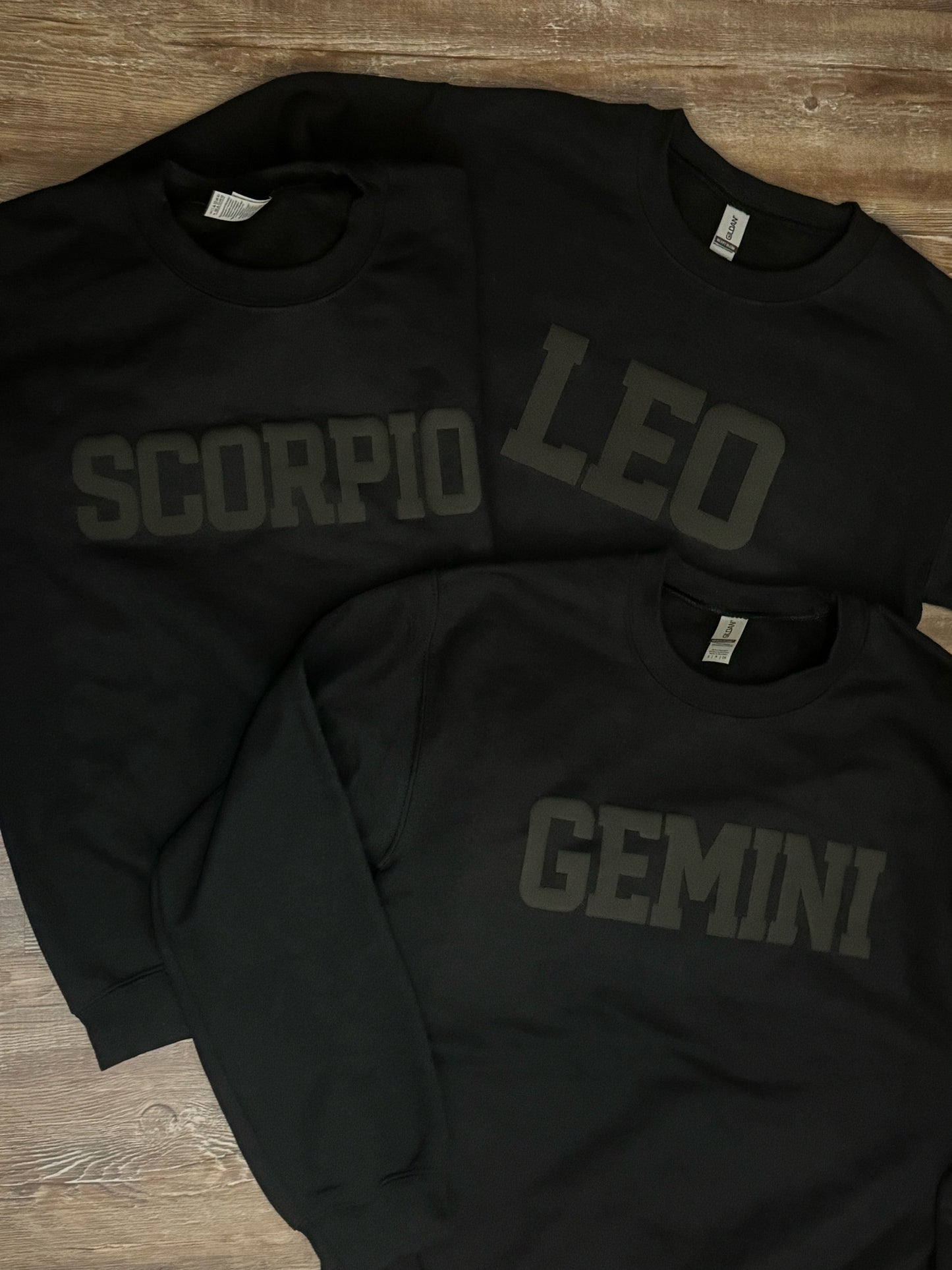 Zodiac Puff Print Crewneck